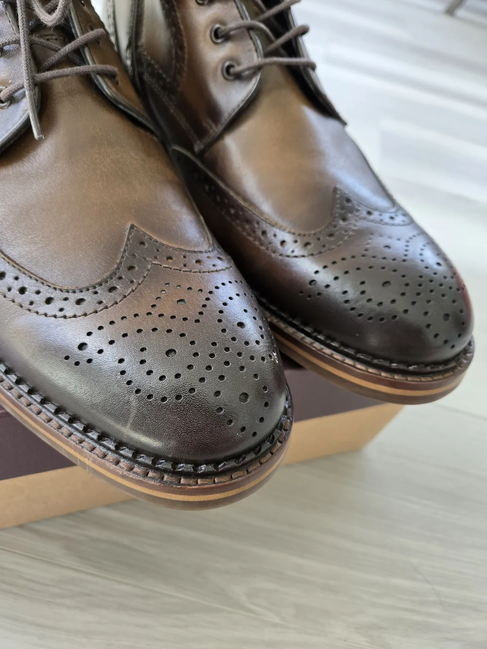 Johnston & Murphy Men’s Wingtip Oxford Boots – Size 12 (Regular) – Like New - Picture 11 of 14